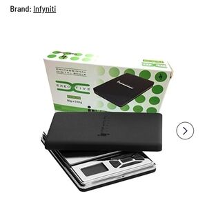 Infyniti Digital Scale with blue Backlight in gorgeous silver!